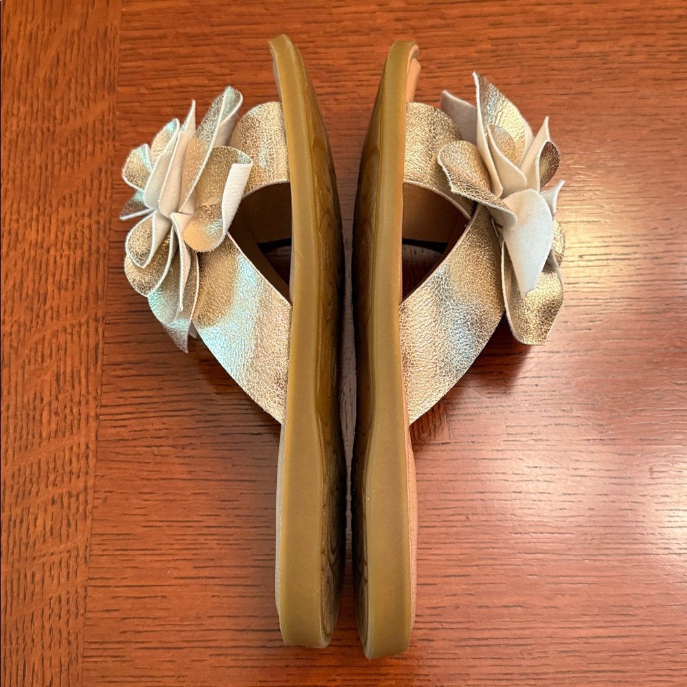 B.O.C. Kasia Champagne Slide Sandals - Picture 6 of 12